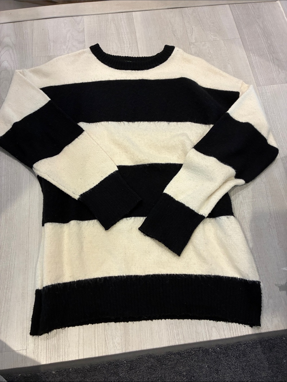 wild fable Black and Cream Wide-Stripe Crewneck Sweater